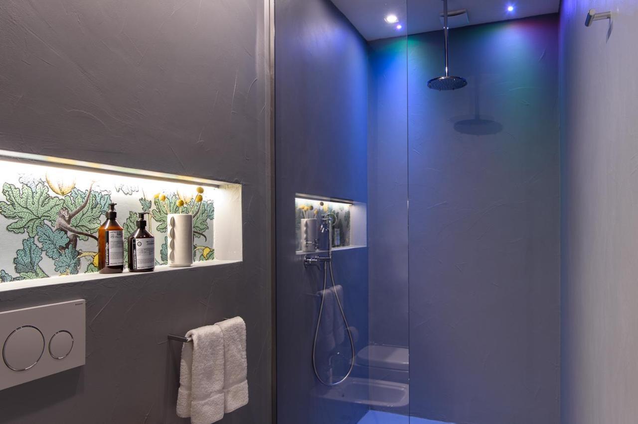 Velona'S Jungle Luxury Suites Флоренция Экстерьер фото