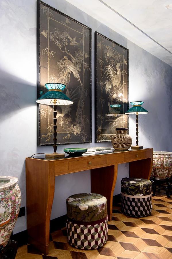 Velona'S Jungle Luxury Suites Флоренция Экстерьер фото