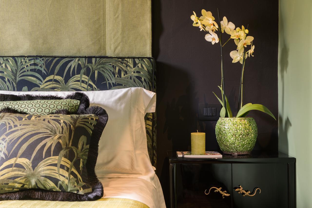 Velona'S Jungle Luxury Suites Флоренция Экстерьер фото